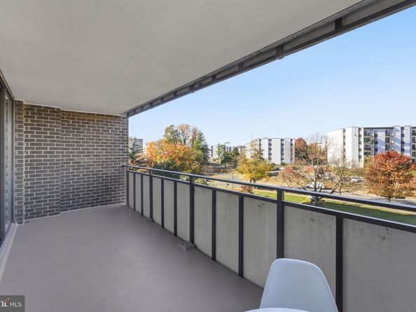 250 S Reynolds Street 508, Alexandria VA 22304