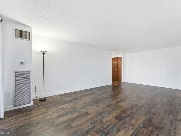 250 S Reynolds Street 508, Alexandria VA 22304