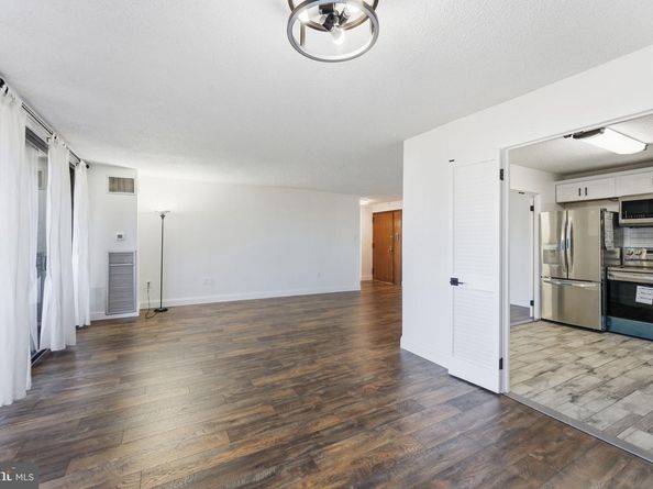 250 S Reynolds Street 508, Alexandria VA 22304