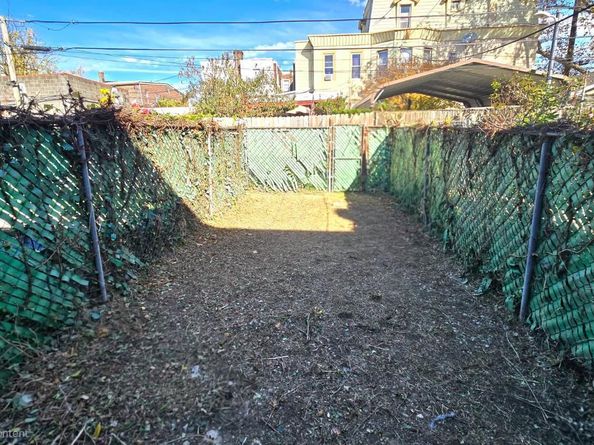 207 W Loudon Street, Philadelphia PA 19120