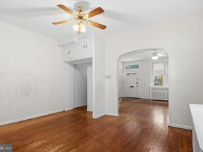 542 Martin Street, Philadelphia PA 19128