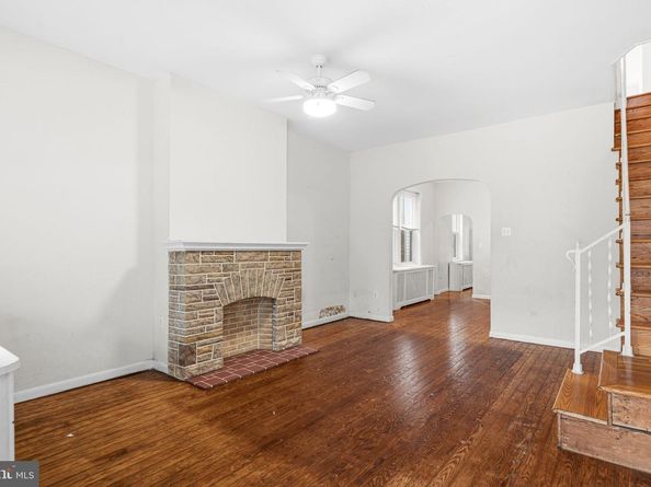 542 Martin Street, Philadelphia PA 19128