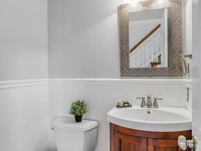 18 Bentridge Court, Potomac MD 20854