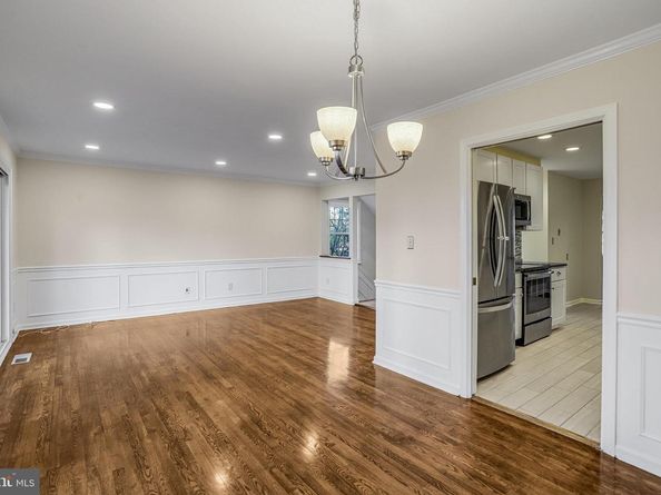 18 Bentridge Court, Potomac MD 20854