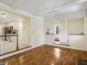 18 Bentridge Court, Potomac MD 20854