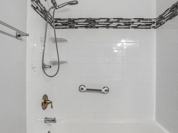 18 Bentridge Court, Potomac MD 20854