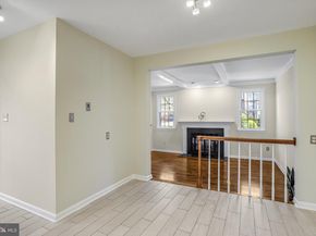 18 Bentridge Court, Potomac MD 20854