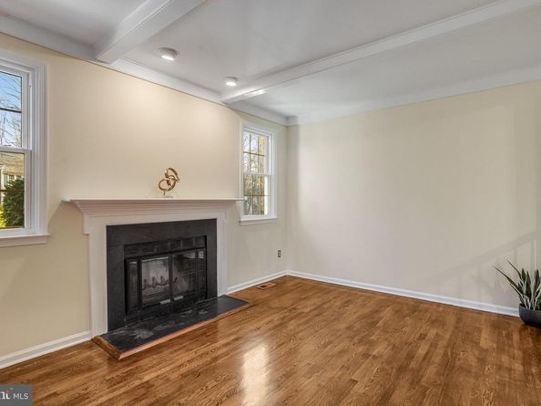 18 Bentridge Court, Potomac MD 20854