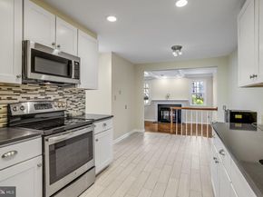 18 Bentridge Court, Potomac MD 20854