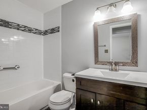 18 Bentridge Court, Potomac MD 20854