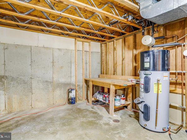 18 Bentridge Court, Potomac MD 20854