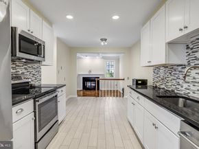 18 Bentridge Court, Potomac MD 20854