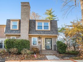 18 Bentridge Court, Potomac MD 20854