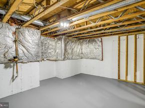 18 Bentridge Court, Potomac MD 20854