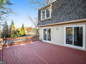 18 Bentridge Court, Potomac MD 20854