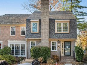 18 Bentridge Court, Potomac MD 20854