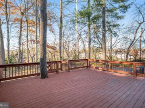 18 Bentridge Court, Potomac MD 20854