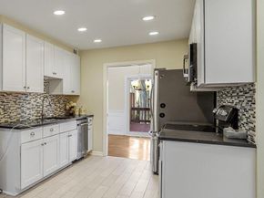 18 Bentridge Court, Potomac MD 20854