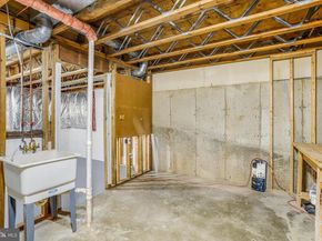 18 Bentridge Court, Potomac MD 20854