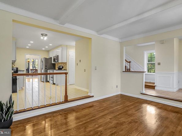 18 Bentridge Court, Potomac MD 20854