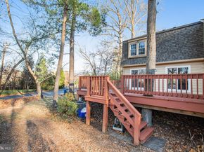 18 Bentridge Court, Potomac MD 20854