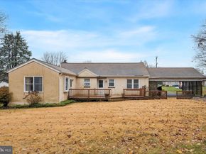 422 W Moreland Avenue, Hatboro PA 19040