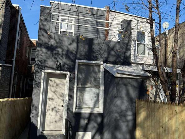 2122 W Toronto Street, Philadelphia PA 19132