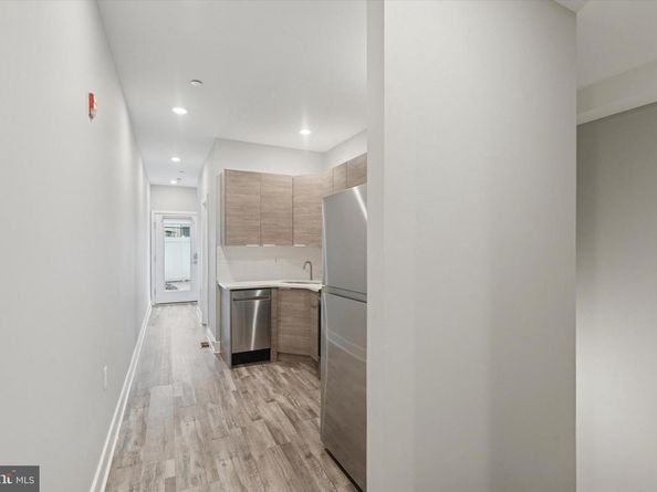 3817 Wallace Street, Philadelphia PA 19104