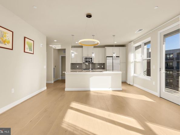 9555 Saintsbury Drive 503, Fairfax VA 22031