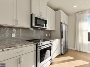 9555 Saintsbury Drive 503, Fairfax VA 22031