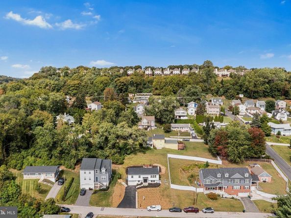 258 Tennessee Avenue, Conshohocken PA 19428