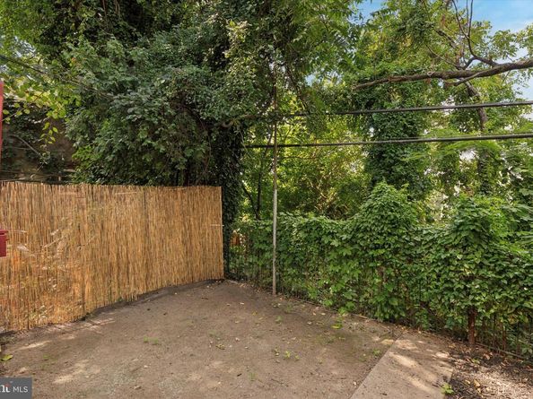 3804 Manayunk Avenue, Philadelphia PA 19128