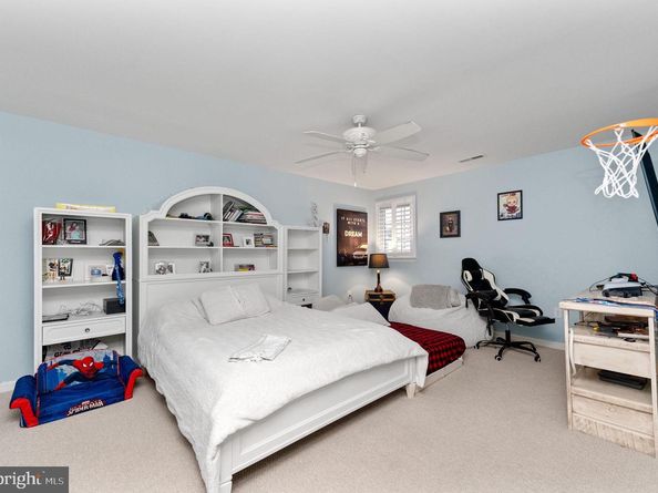 870 Reynards Run, Blue Bell PA 19422