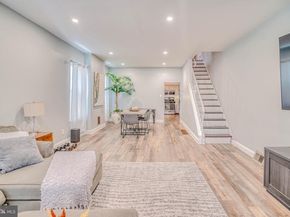 320 Hermitage Street, Philadelphia PA 19128