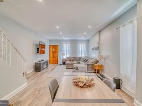 320 Hermitage Street, Philadelphia PA 19128