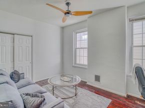 320 Hermitage Street, Philadelphia PA 19128