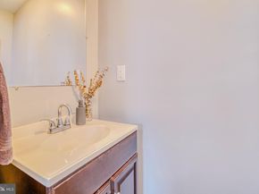 320 Hermitage Street, Philadelphia PA 19128