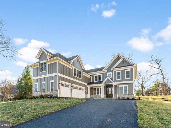 9928 Woodrow Street, Vienna VA 22181