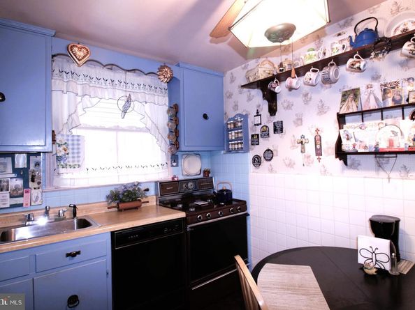 6002 Loretto Avenue, Philadelphia PA 19149