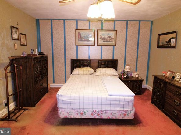 6002 Loretto Avenue, Philadelphia PA 19149