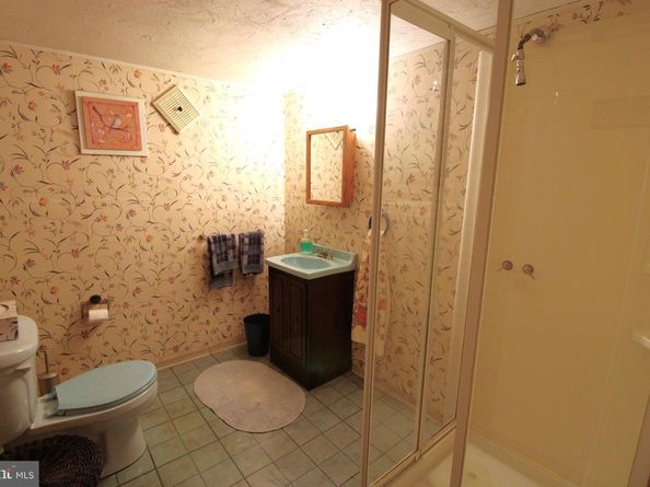 6002 Loretto Avenue, Philadelphia PA 19149