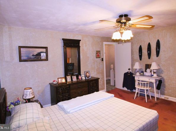 6002 Loretto Avenue, Philadelphia PA 19149