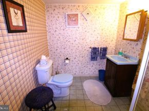 6002 Loretto Avenue, Philadelphia PA 19149