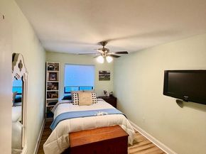 100 N 22nd Street 106, Philadelphia PA 19103