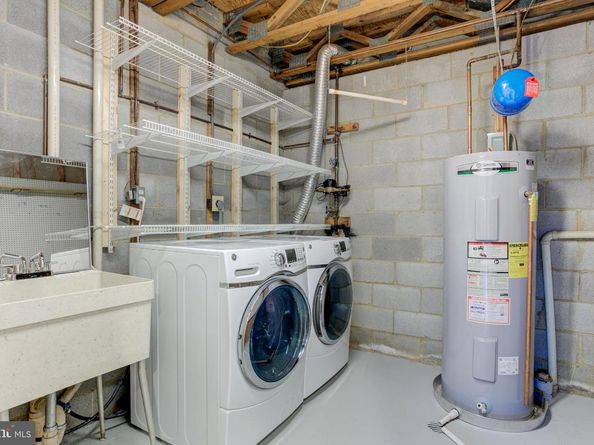 11908 Barrel Cooper Court, Reston VA 20191