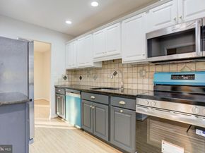 11908 Barrel Cooper Court, Reston VA 20191