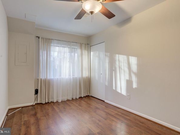 11908 Barrel Cooper Court, Reston VA 20191