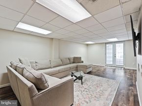 3721 S Hereford Lane, Philadelphia PA 19114