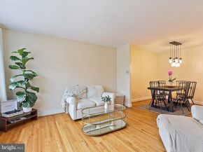 3721 S Hereford Lane, Philadelphia PA 19114