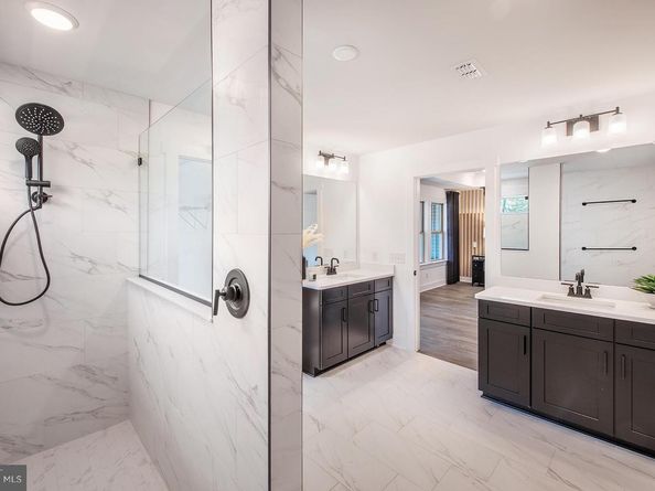 25 Patriot Lane, Horsham PA 19044